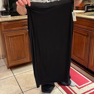 Old Navy Black Knee length pencil skirt